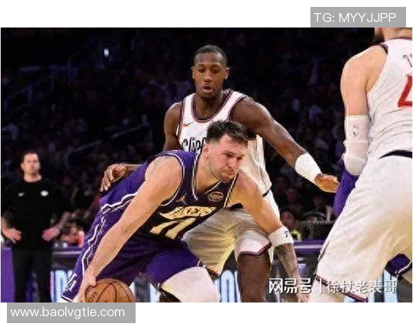 快船队的伦纳德是否会出战对阵卢卡·东契奇领衔的湖人队比赛？